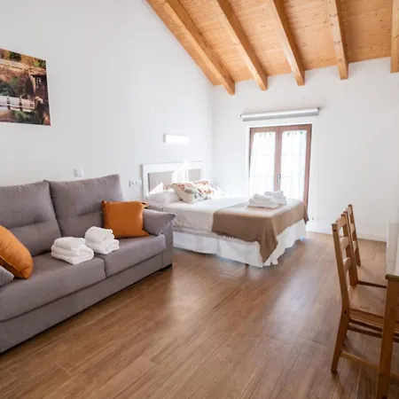 Casa Vina Refugio Rural Moderno 2 Y 4 Pax Daire Calera
